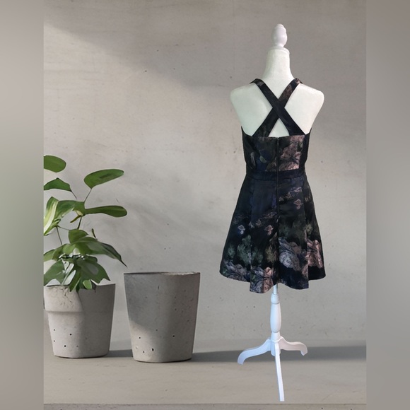 Adelyn Rae dress - Picture 2 of 2